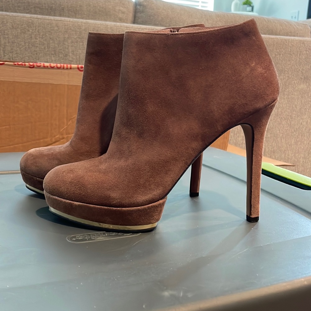 Suede Vince Camuto Heels